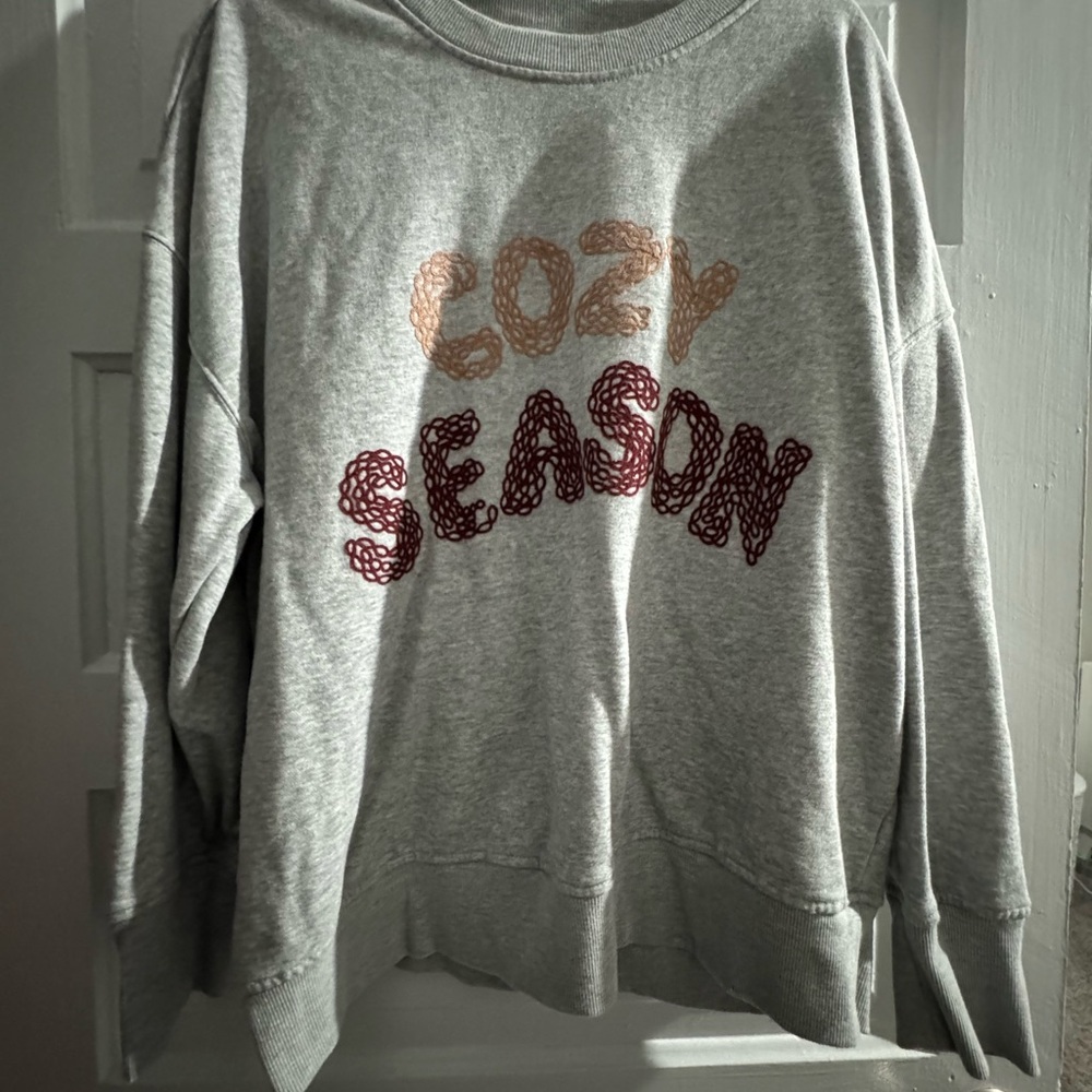 Maurices Light Gray Sweatshirt